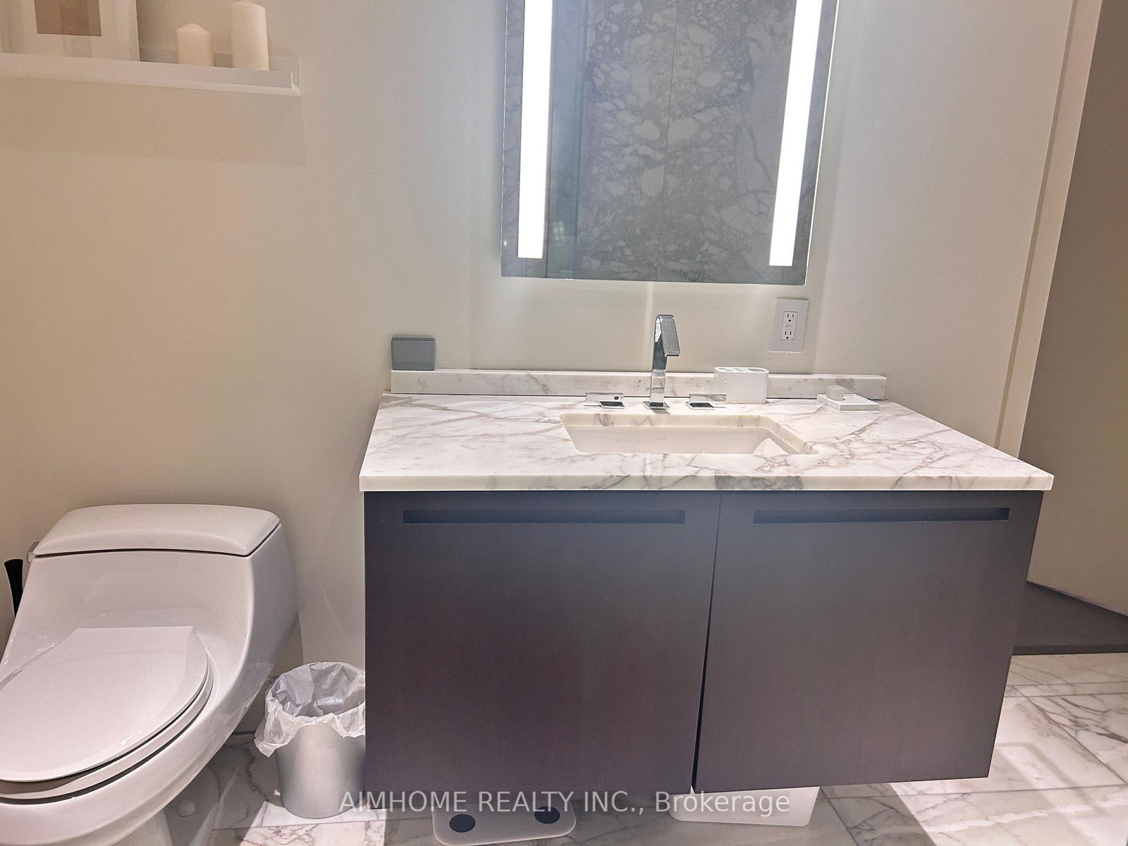 180-university-avenue-toronto-ontario-c12453300