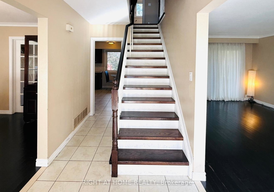 44-prestwick-crescent-north-york-ontario-c12453502