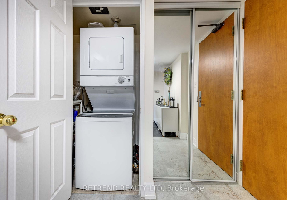 256-doris-avenue-north-york-ontario-c12453526