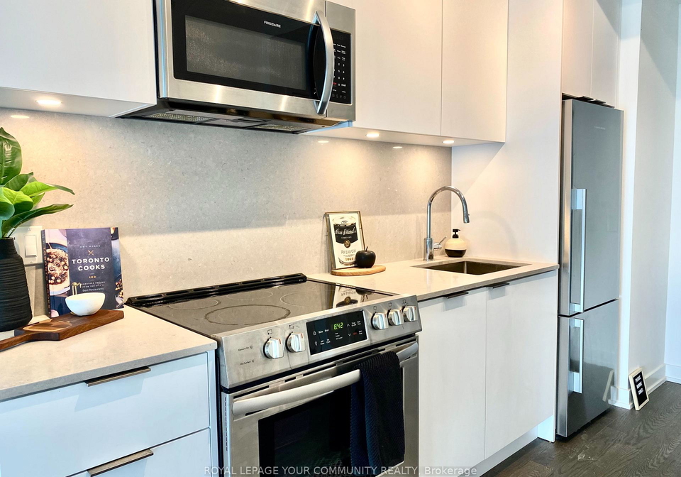 25-richmond-street-e-toronto-ontario-c12453624