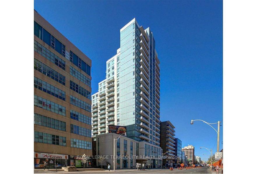 212-eglinton-avenue-e-toronto-ontario-c12453706