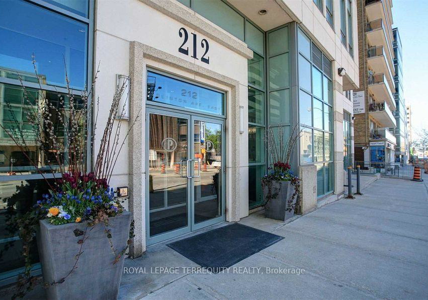 212-eglinton-avenue-e-toronto-ontario-c12453706