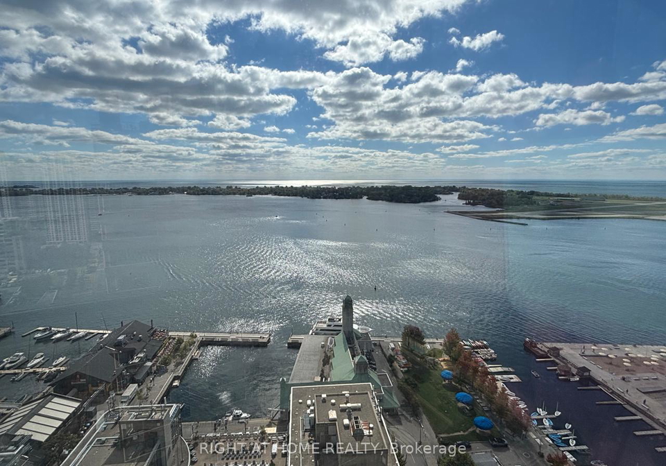 270-queens-quay-w-toronto-ontario-c12453752
