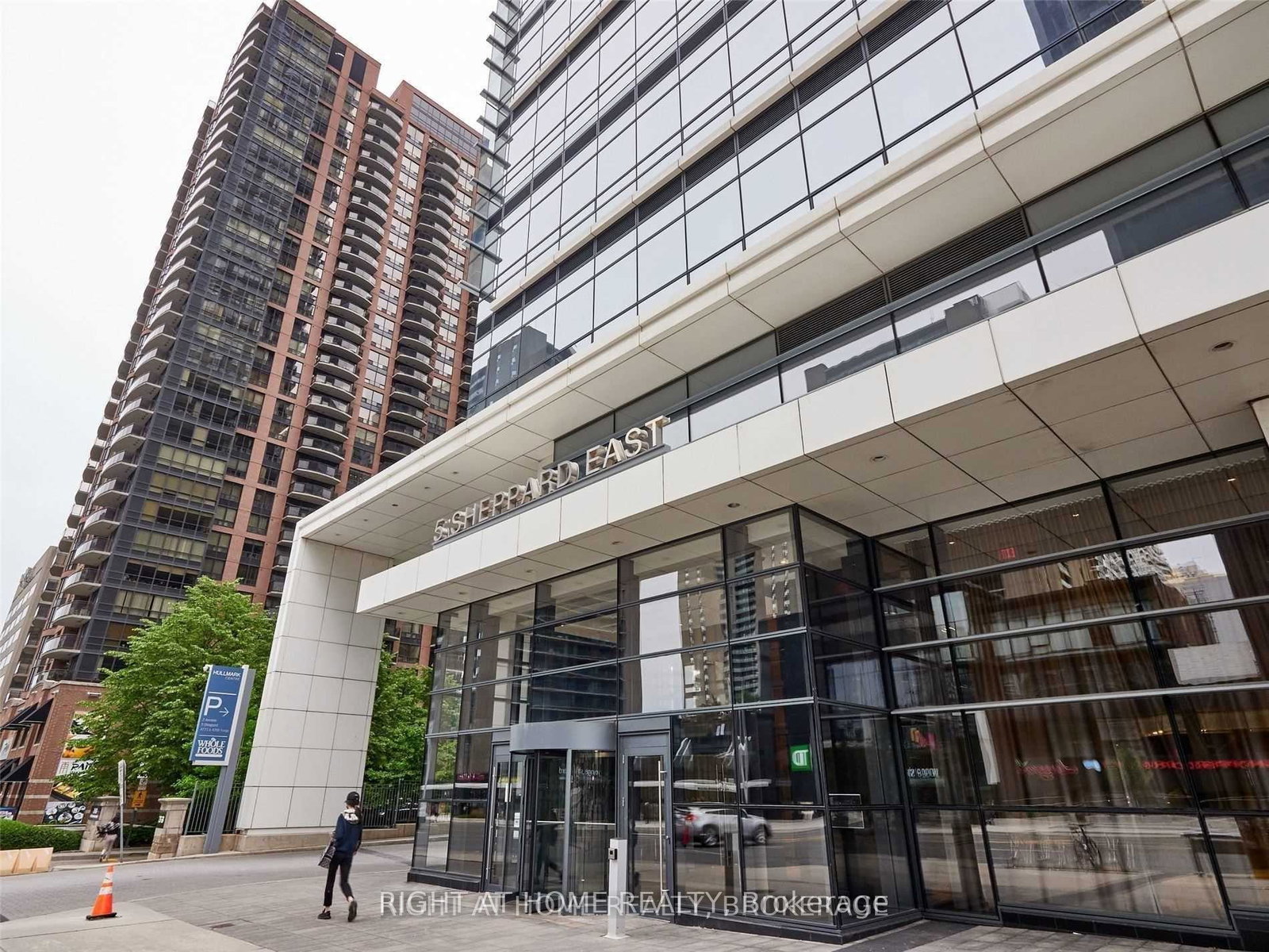 5-sheppard-avenue-e-north-york-ontario-c12453818
