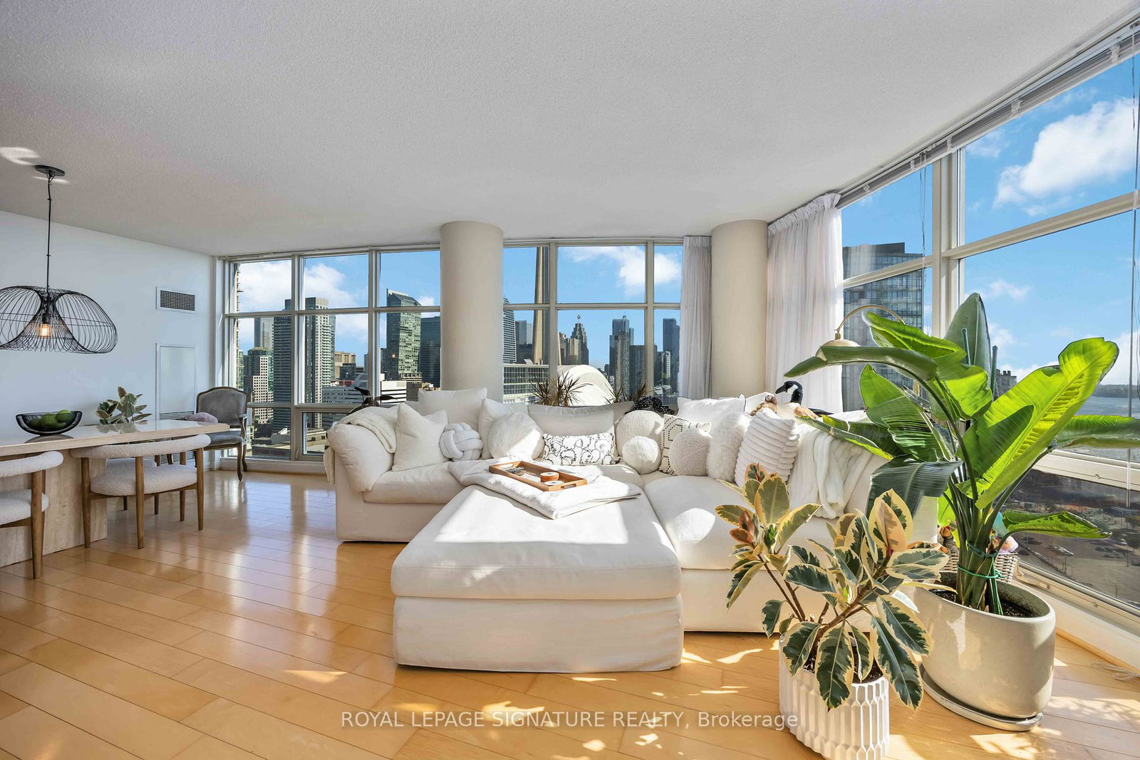 35-mariner-terrace-toronto-ontario-c12453878
