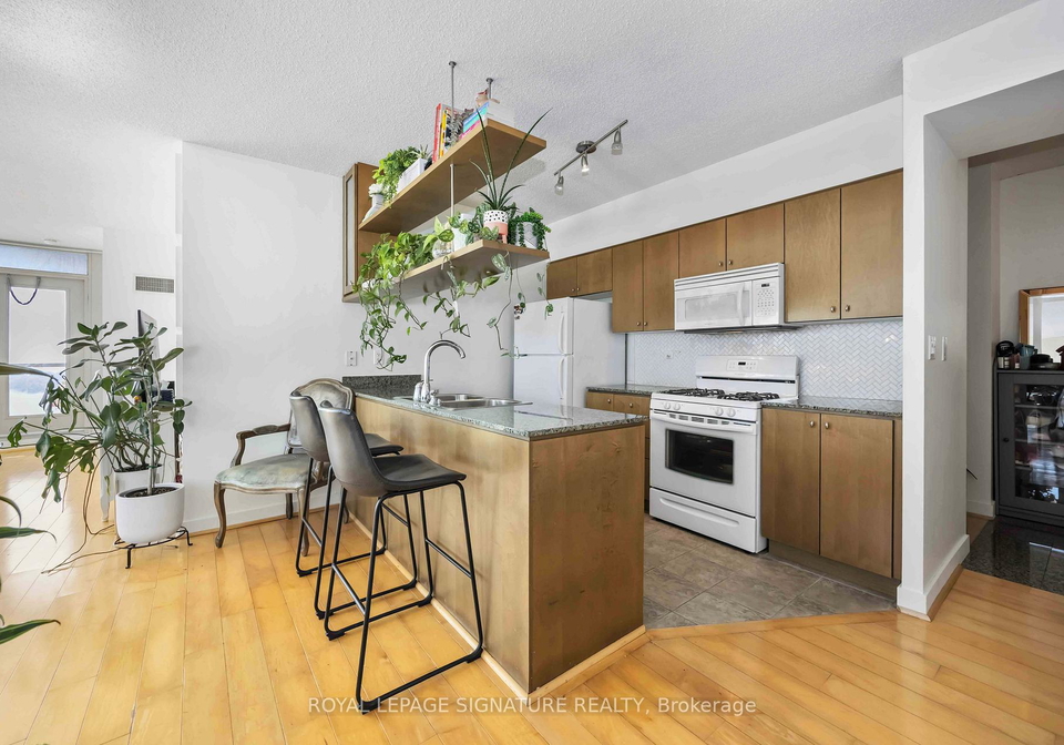 35-mariner-terrace-toronto-ontario-c12453878