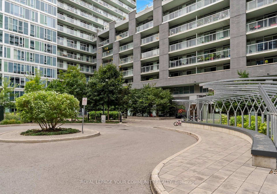 555-wilson-avenue-toronto-ontario-c12453999