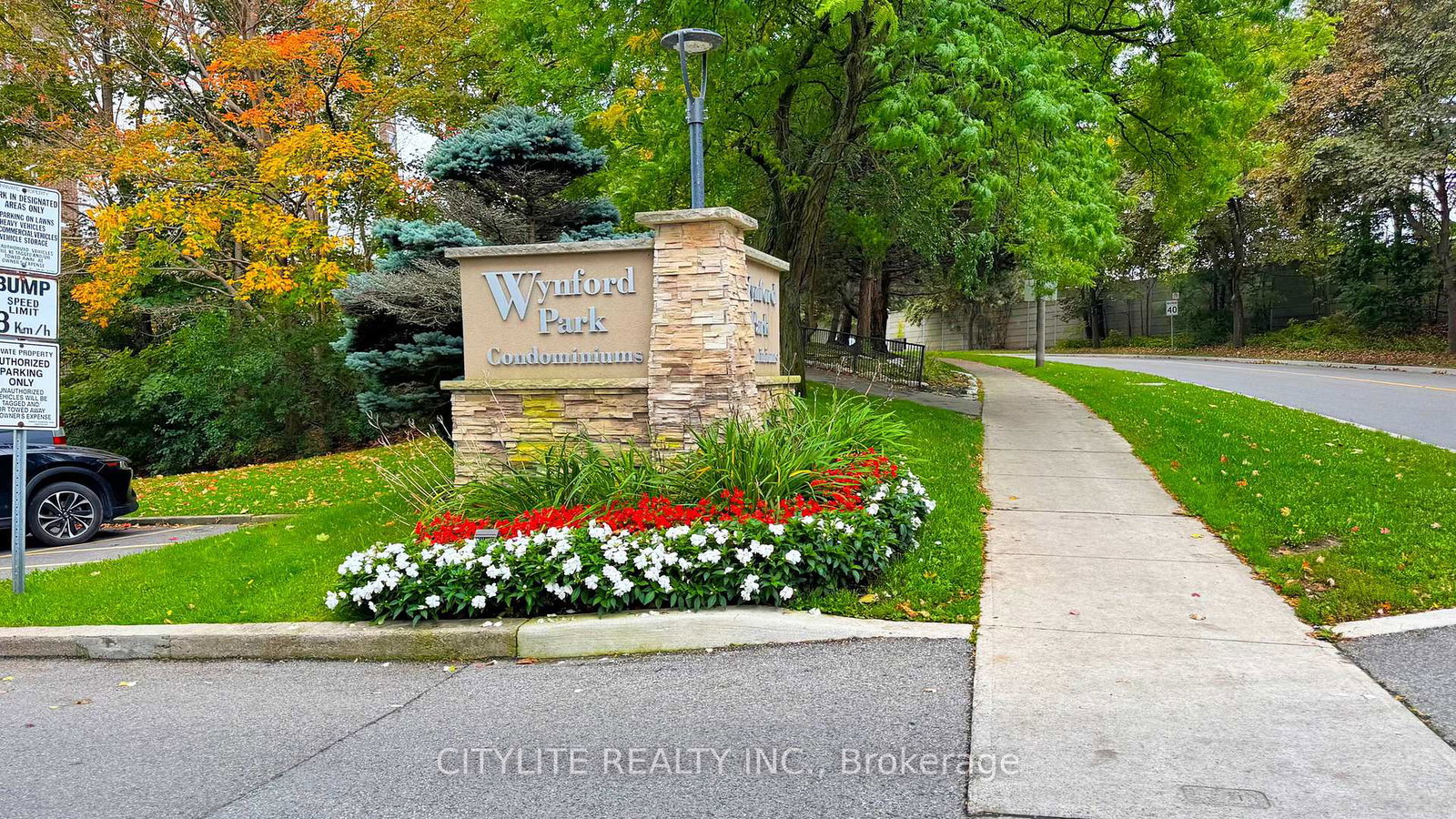 10-edgecliffe-golfway-east-york-ontario-c12454085