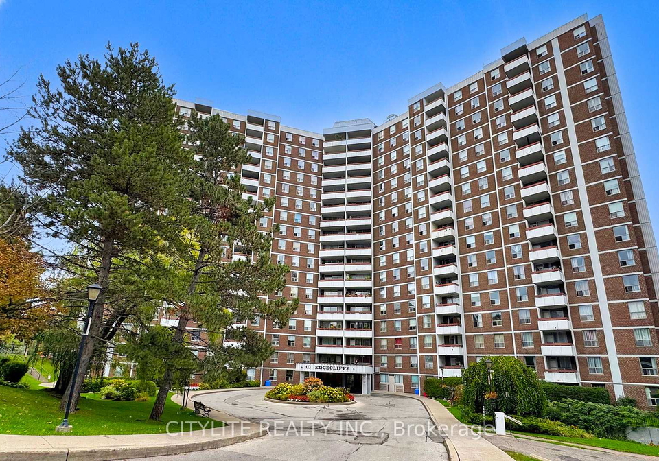 10-edgecliffe-golfway-east-york-ontario-c12454085