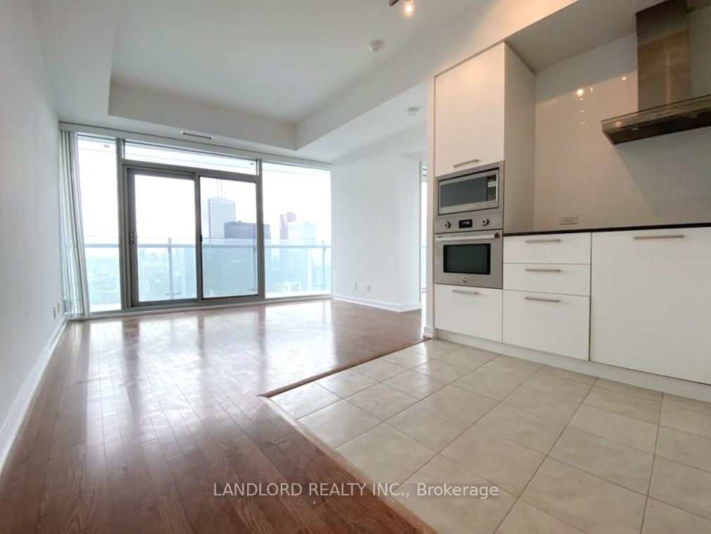 14-york-street-toronto-ontario-c12454133
