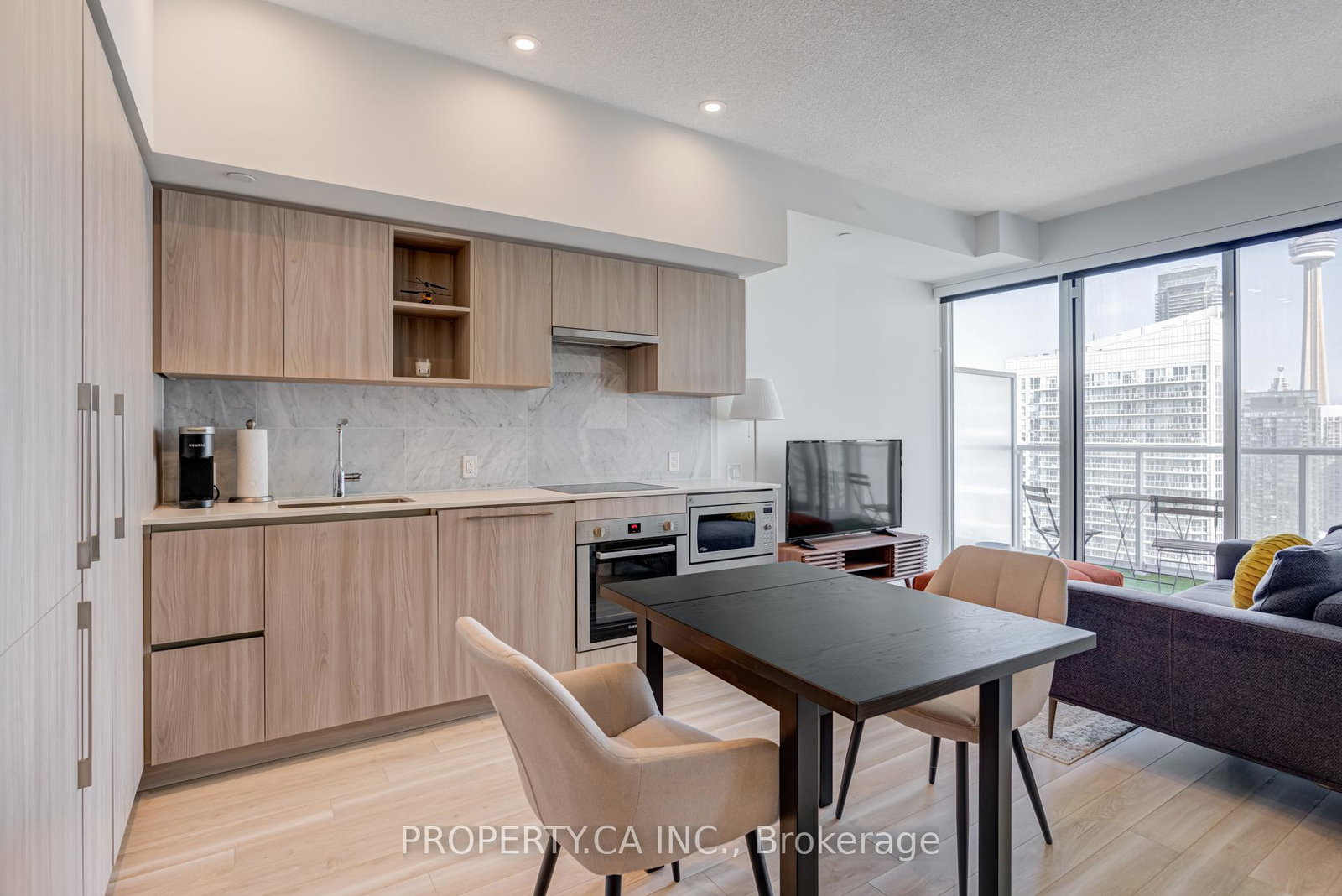 19-bathurst-street-toronto-ontario-c12454137