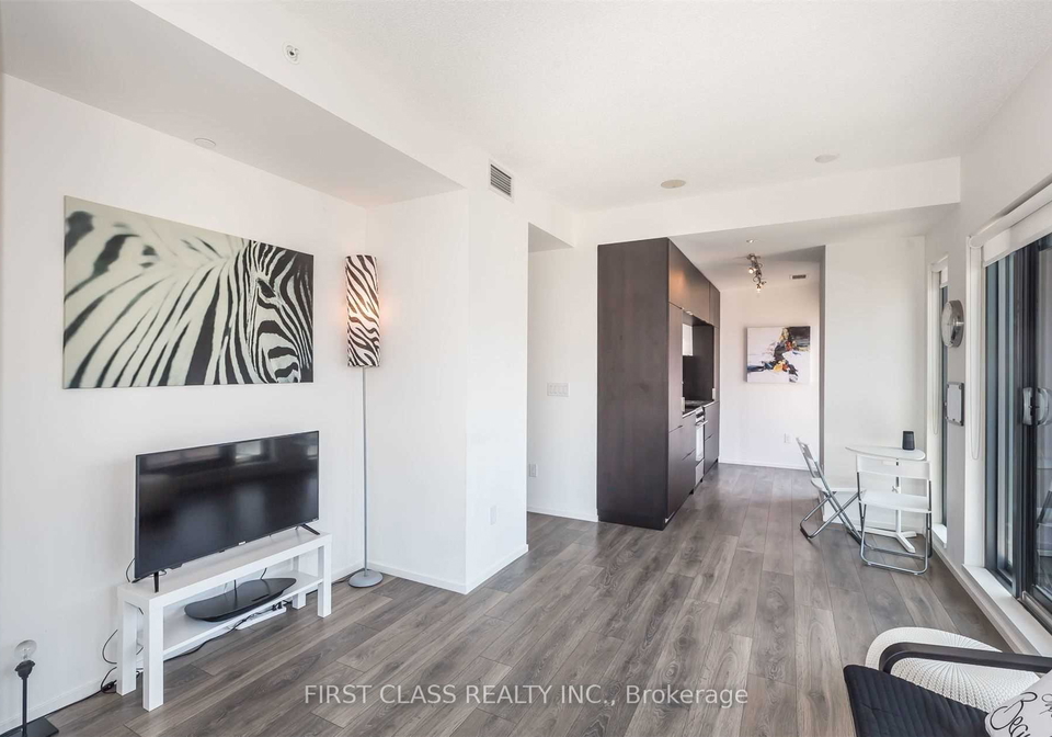 159-dundas-street-e-toronto-ontario-c12454200