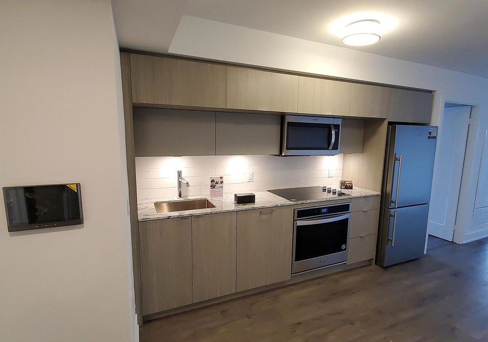 585-bloor-street-e-toronto-ontario-c12454203