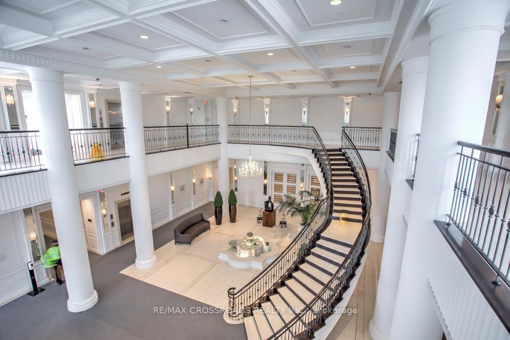 25-greenview-avenue-toronto-ontario-c12454259