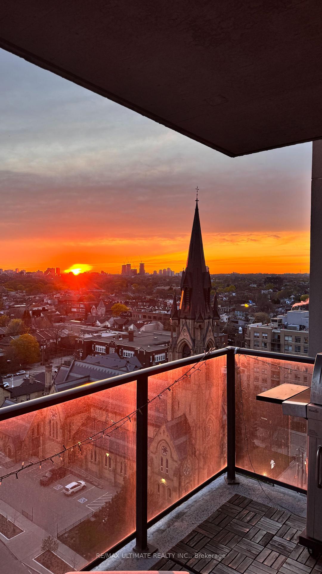 111-bathurst-street-toronto-ontario-c12454305