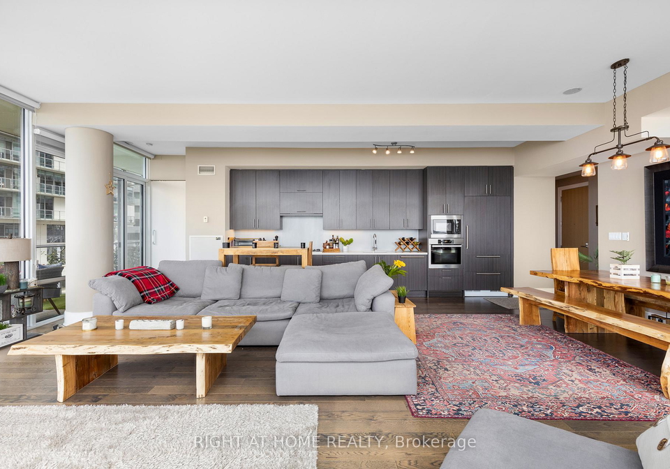 29-queens-quay-toronto-ontario-c12454326