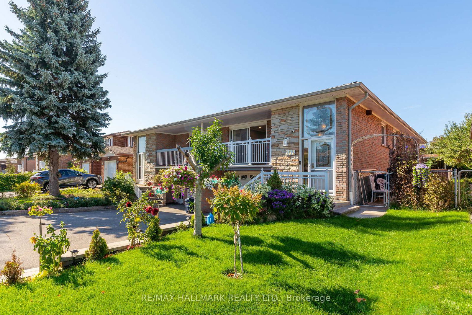 252-apache-trail-north-york-ontario-c12454419