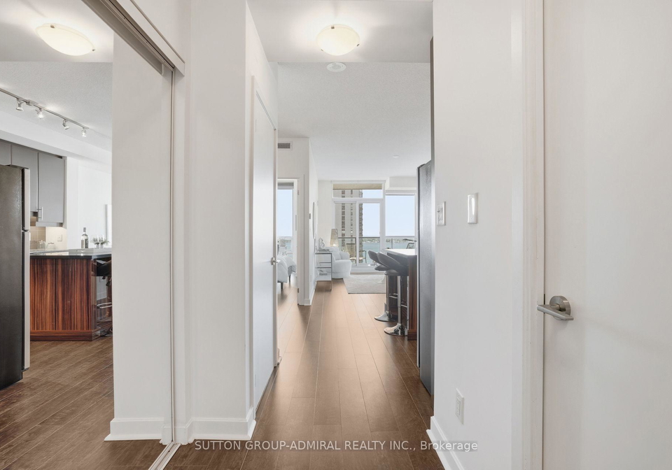 33-bay-street-toronto-ontario-c12454565
