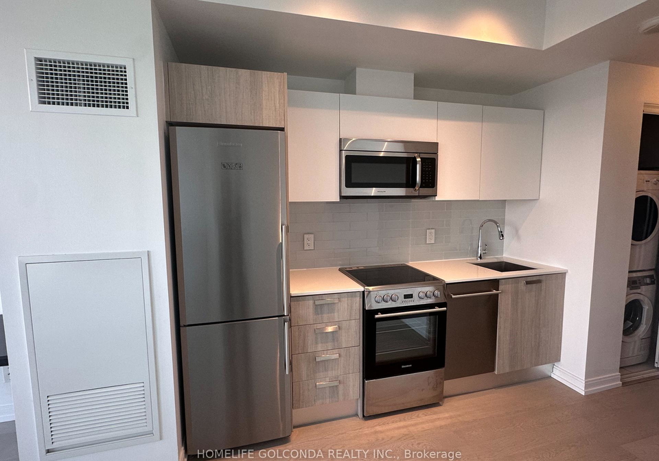 42-charles-street-e-toronto-ontario-c12454646