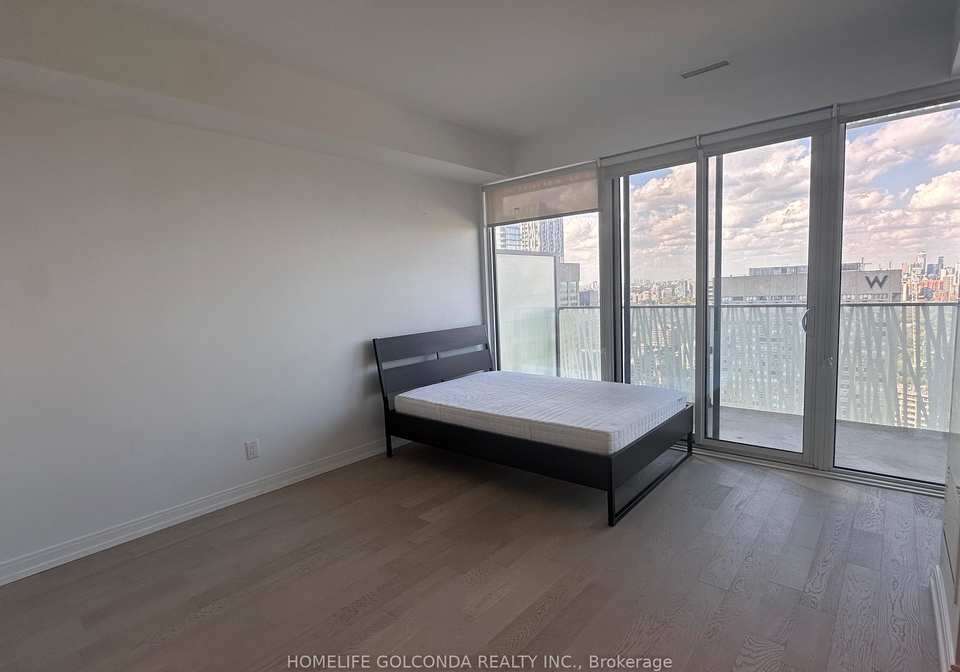 42-charles-street-e-toronto-ontario-c12454646