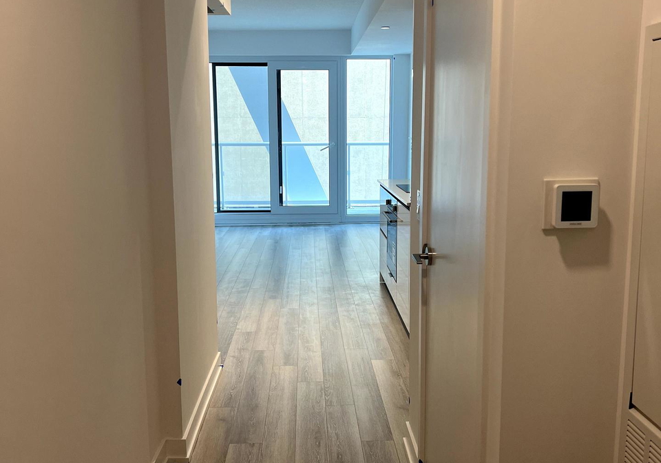 230-simcoe-street-toronto-ontario-c12454672