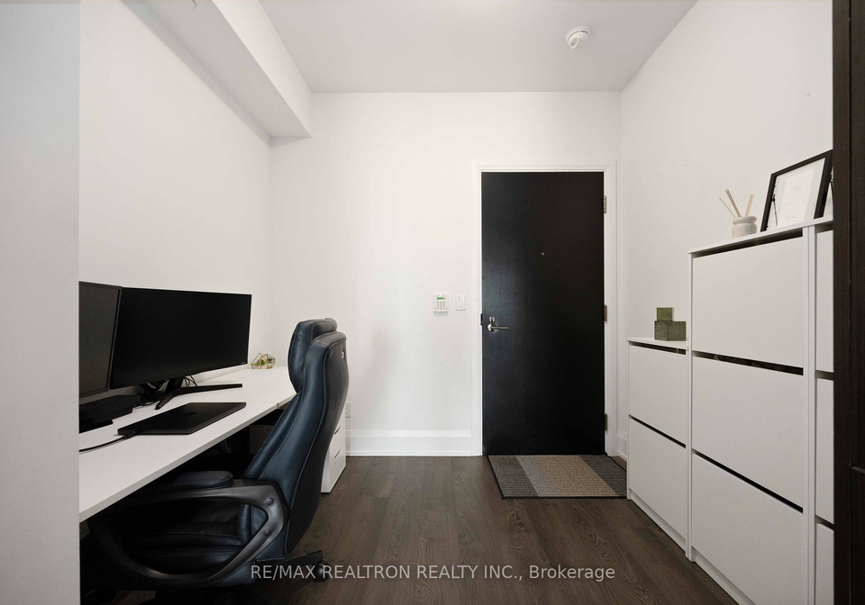 101-erskine-avenue-toronto-ontario-c12454841