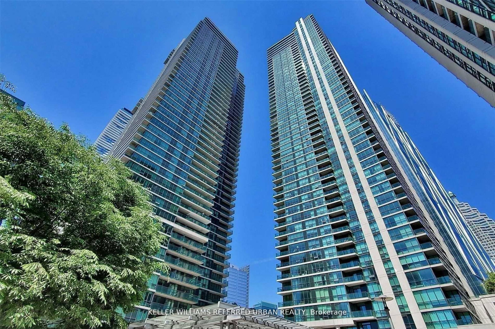 18-harbour-street-toronto-ontario-c12455062