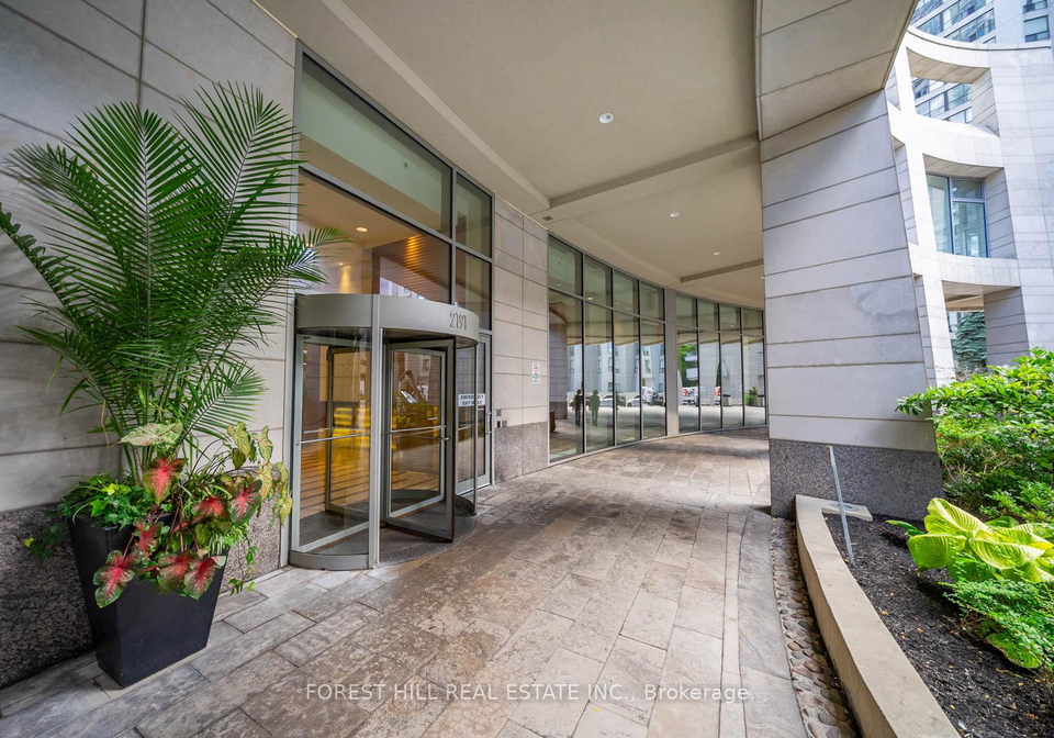 2191-yonge-street-toronto-ontario-c12455079