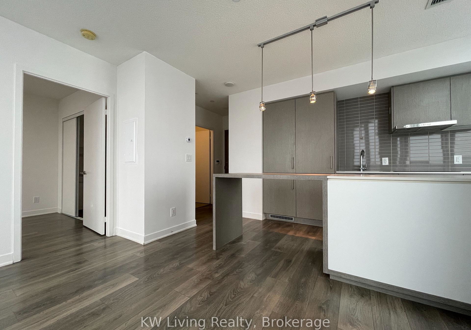 88-harbour-street-toronto-ontario-c12455445