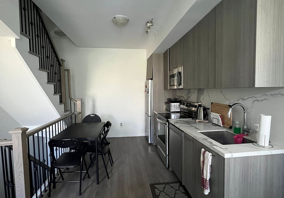 51-winlock-park-north-york-ontario-c12455749