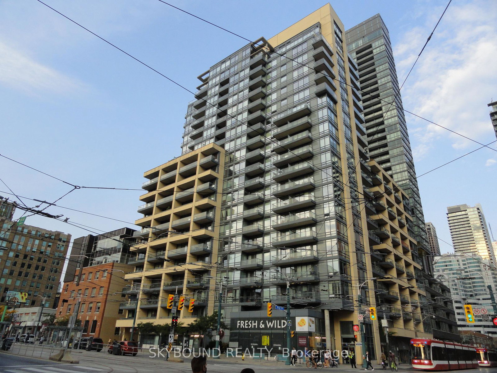 438-king-street-w-toronto-ontario-c12455764