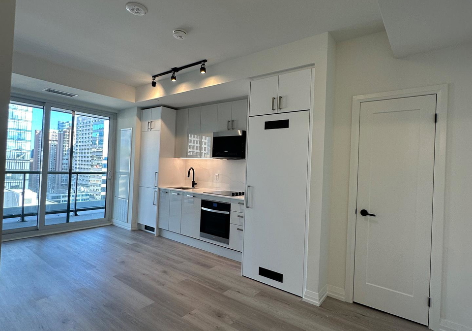 280-dundas-street-w-toronto-ontario-c12456060