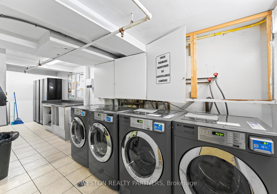 44-huntley-street-toronto-ontario-c12456136