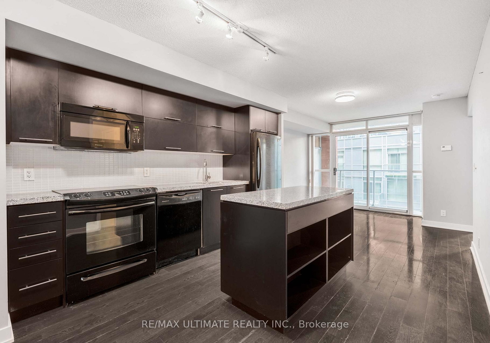 21-nelson-street-toronto-ontario-c12456266