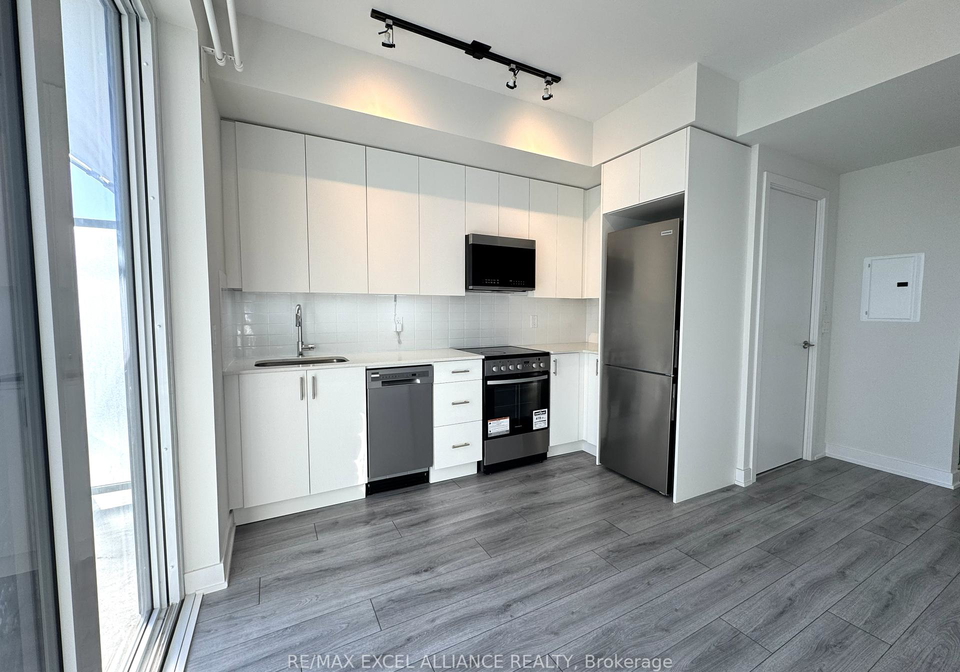 15-ellerslie-avenue-toronto-ontario-c12456316