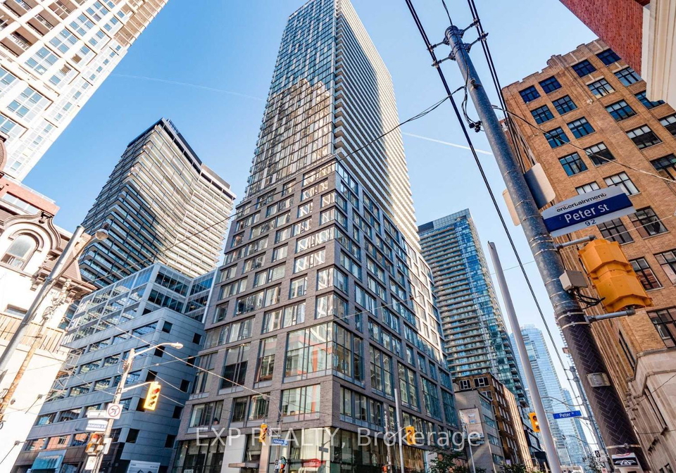 101-peter-street-w-toronto-ontario-c12456368