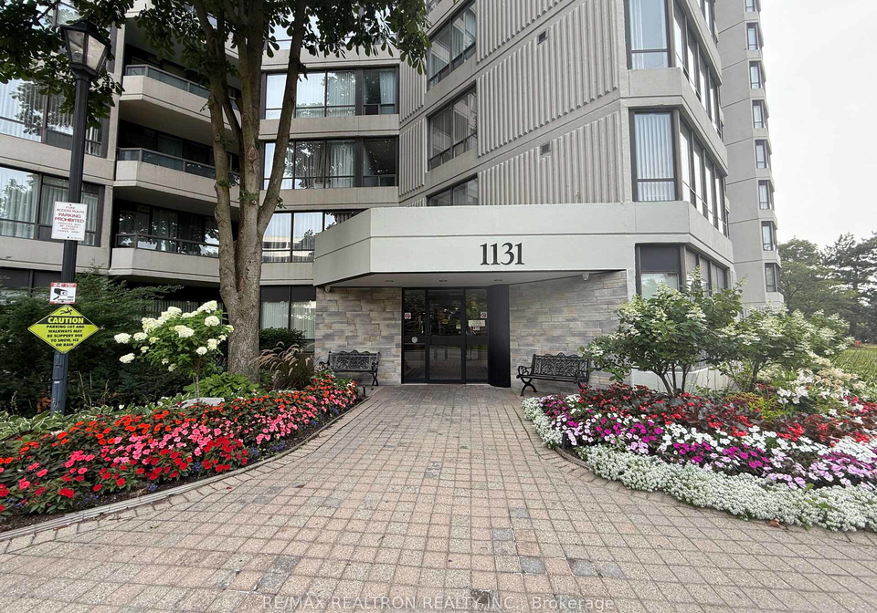1131-steeles-avenue-w-toronto-ontario-c12456425