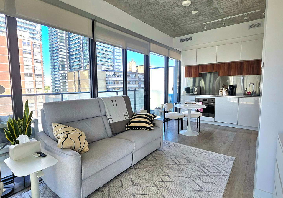 185-roehampton-avenue-toronto-ontario-c12456443