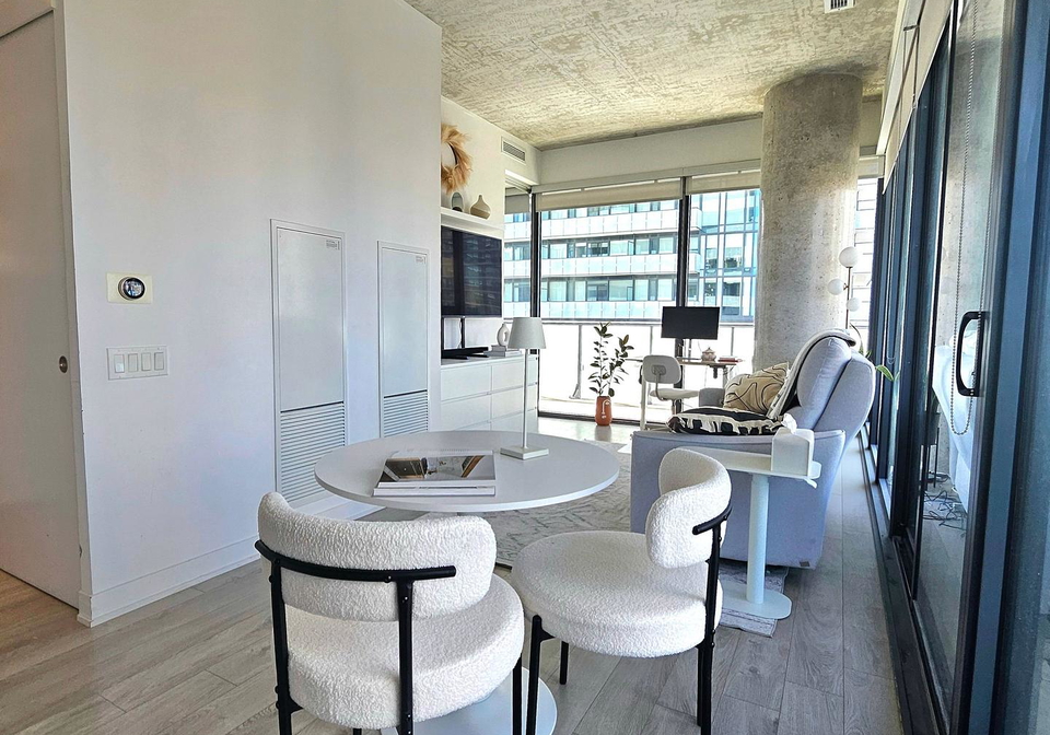 185-roehampton-avenue-toronto-ontario-c12456443