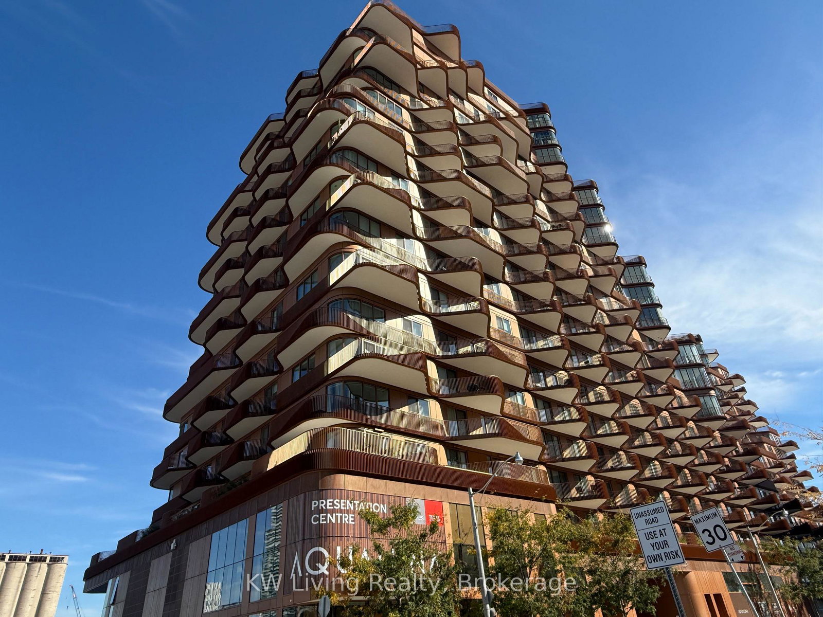 155-merchants-wharf-toronto-ontario-c12456513