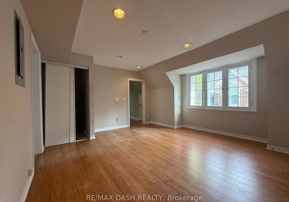 228-st-george-street-toronto-ontario-c12456705