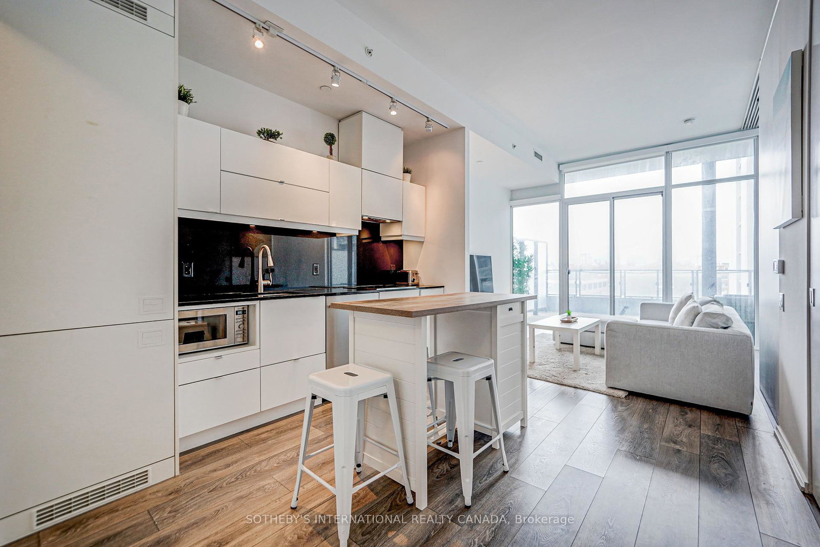125-peter-street-toronto-ontario-c12456803
