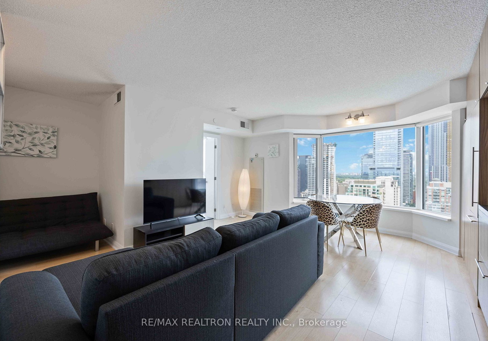 155-yorkville-avenue-toronto-ontario-c12456900