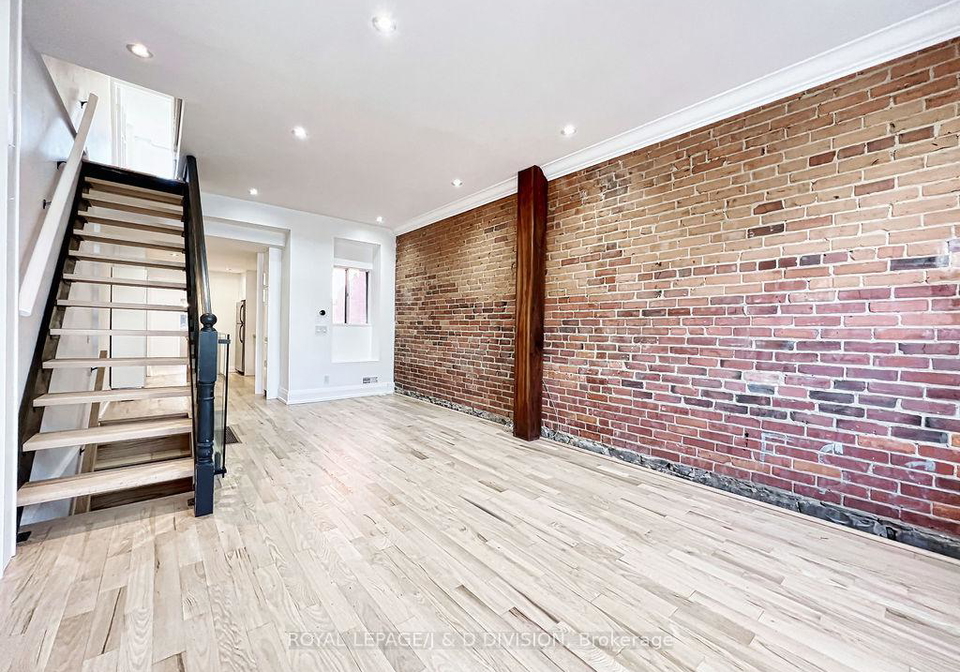 92-massey-street-toronto-ontario-c12456920