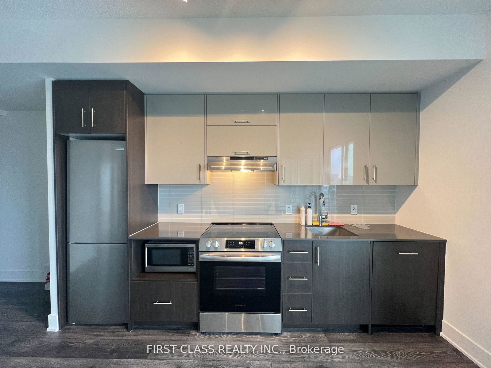 188-fairview-mall-drive-north-york-ontario-c12456950