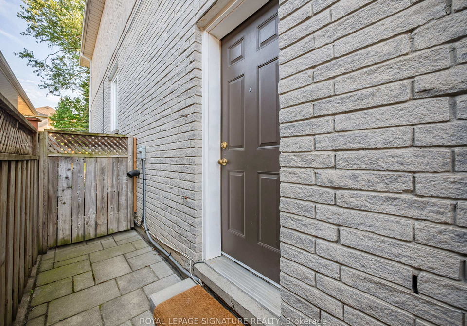 279-hounslow-avenue-s-toronto-ontario-c12456974
