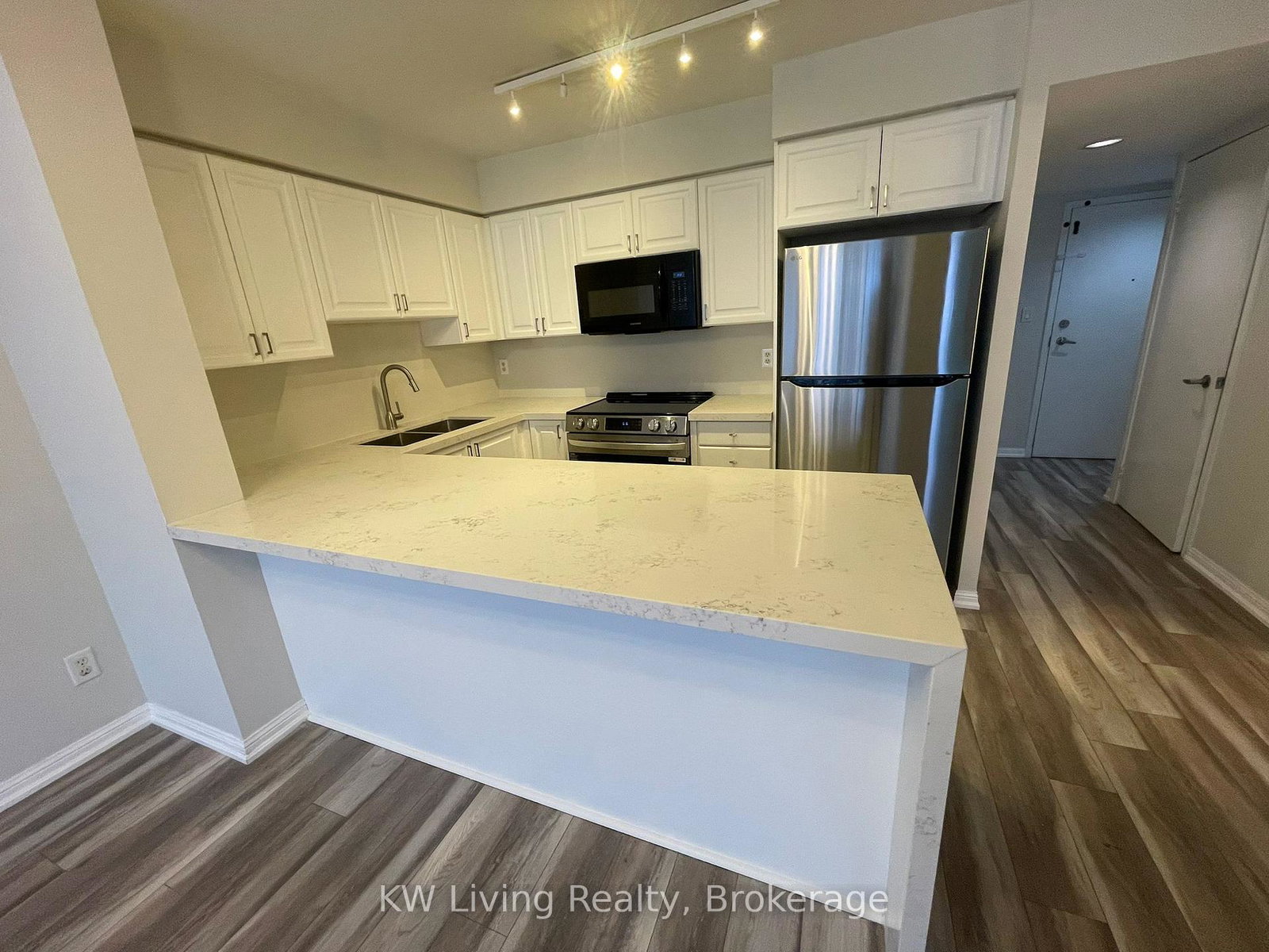 100-king-street-w-toronto-ontario-c12457297