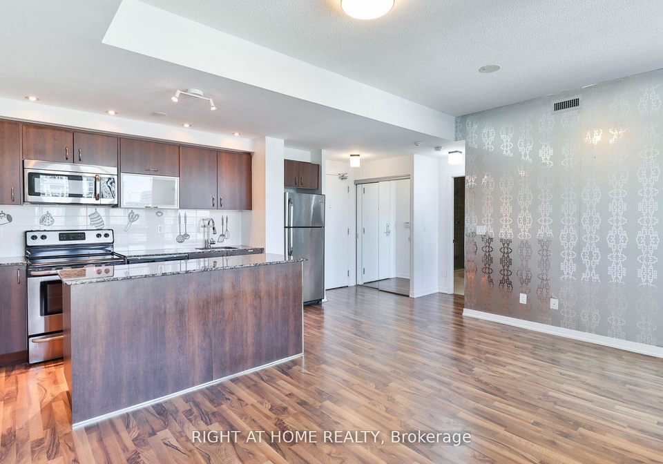 55-east-liberty-street-toronto-ontario-c12457479