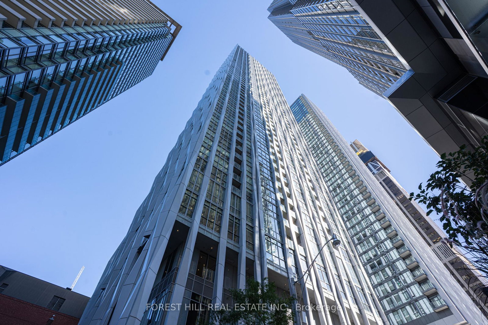 1-yorkville-avenue-toronto-ontario-c12457526