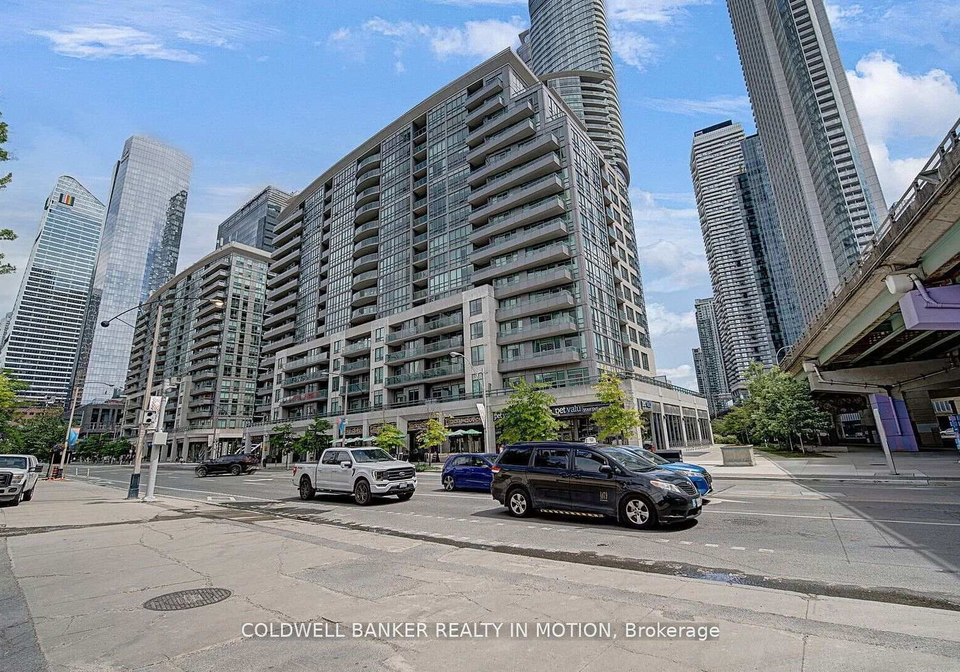 25-lower-simcoe-street-toronto-ontario-c12457565